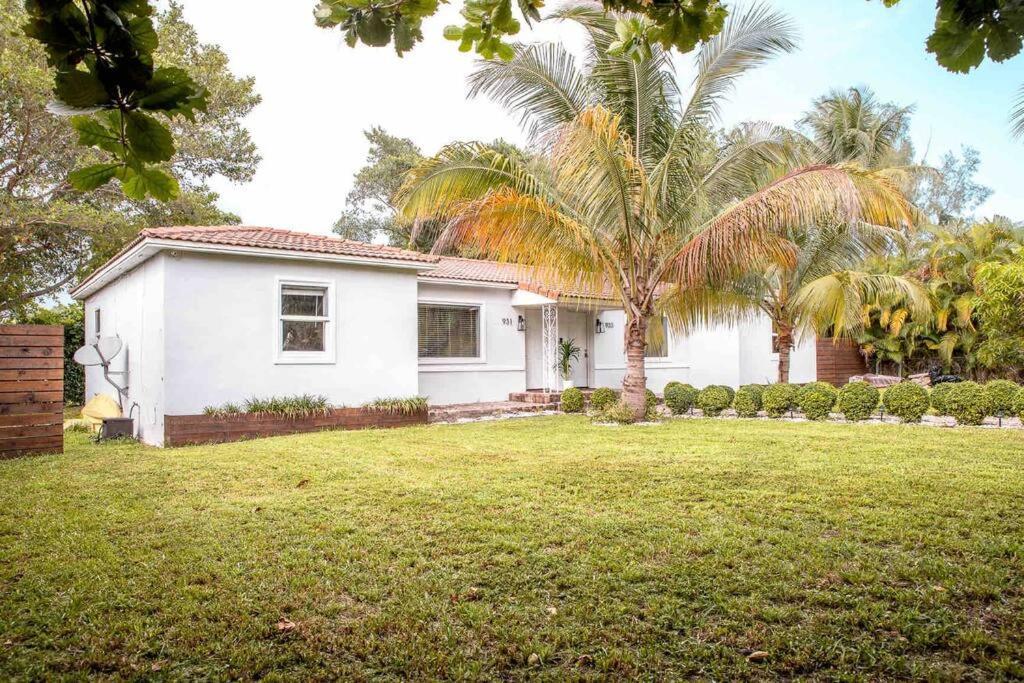 House With Pool And Bbq, 12 Min To The Beach Miami Shores Екстериор снимка