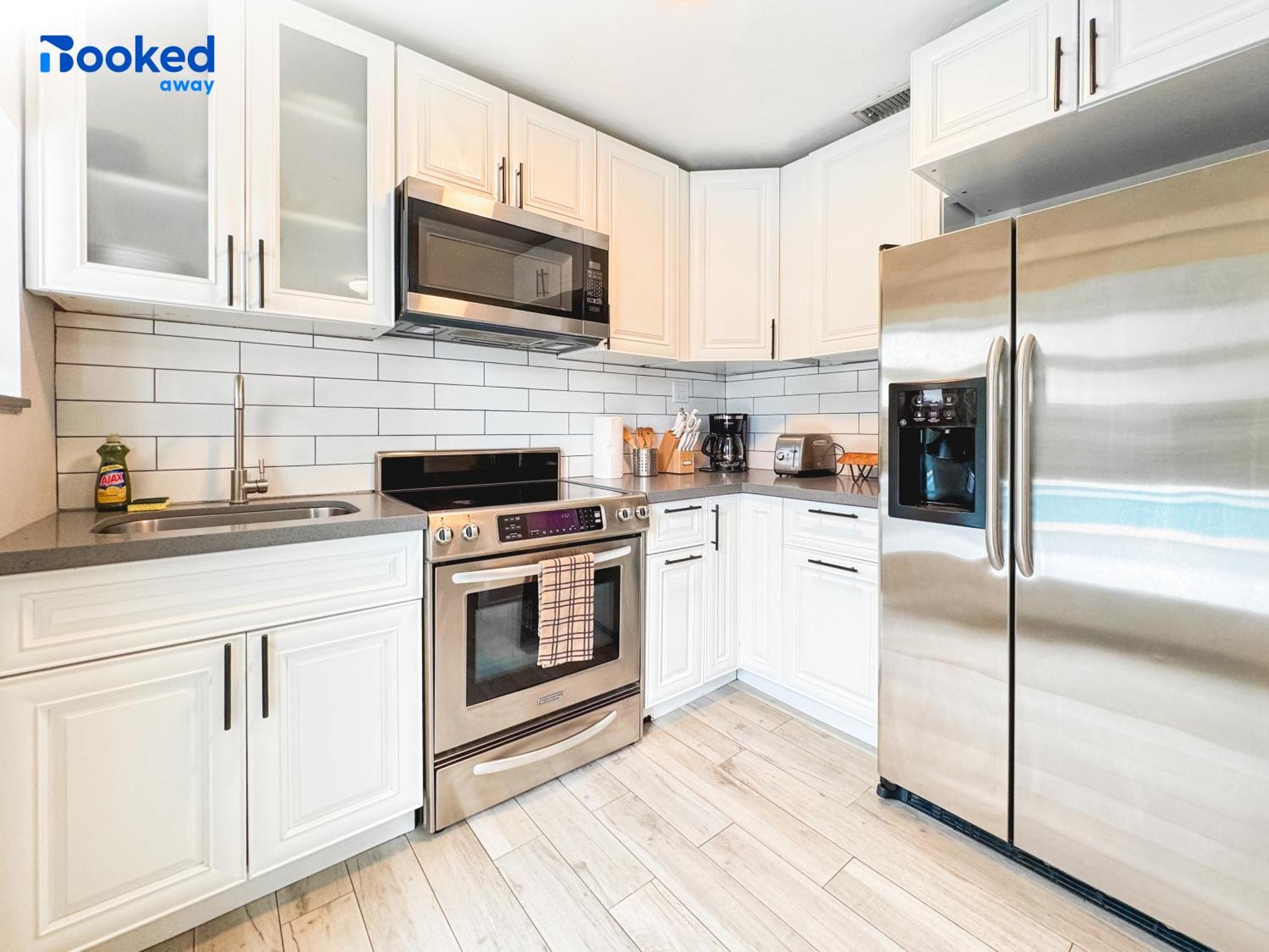 House With Pool And Bbq, 12 Min To The Beach Miami Shores Екстериор снимка